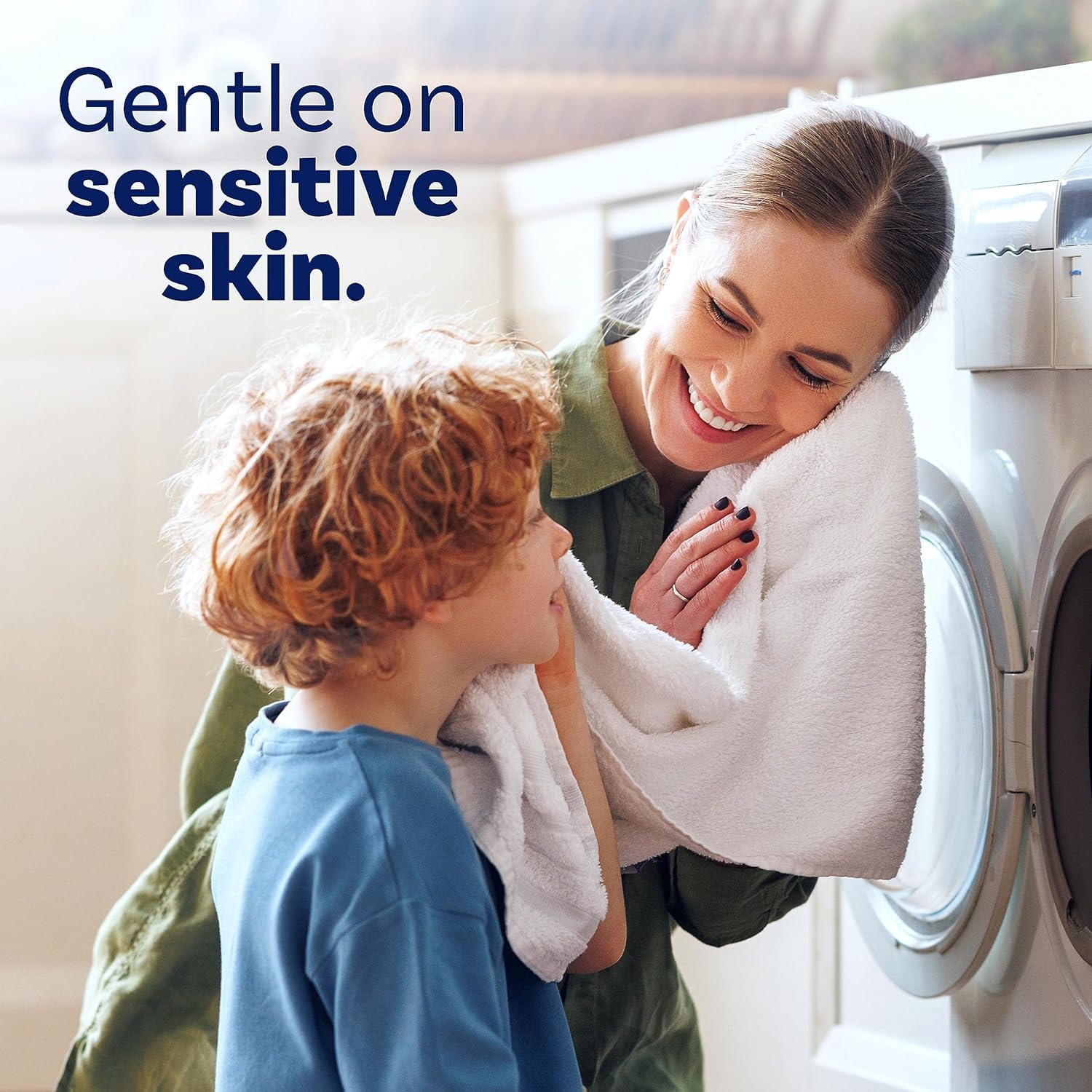 Downy Rinse & Refresh Free & Gentle Laundry Odor Remover and Fabric Softener I 48oz (1.43L) - Image 3