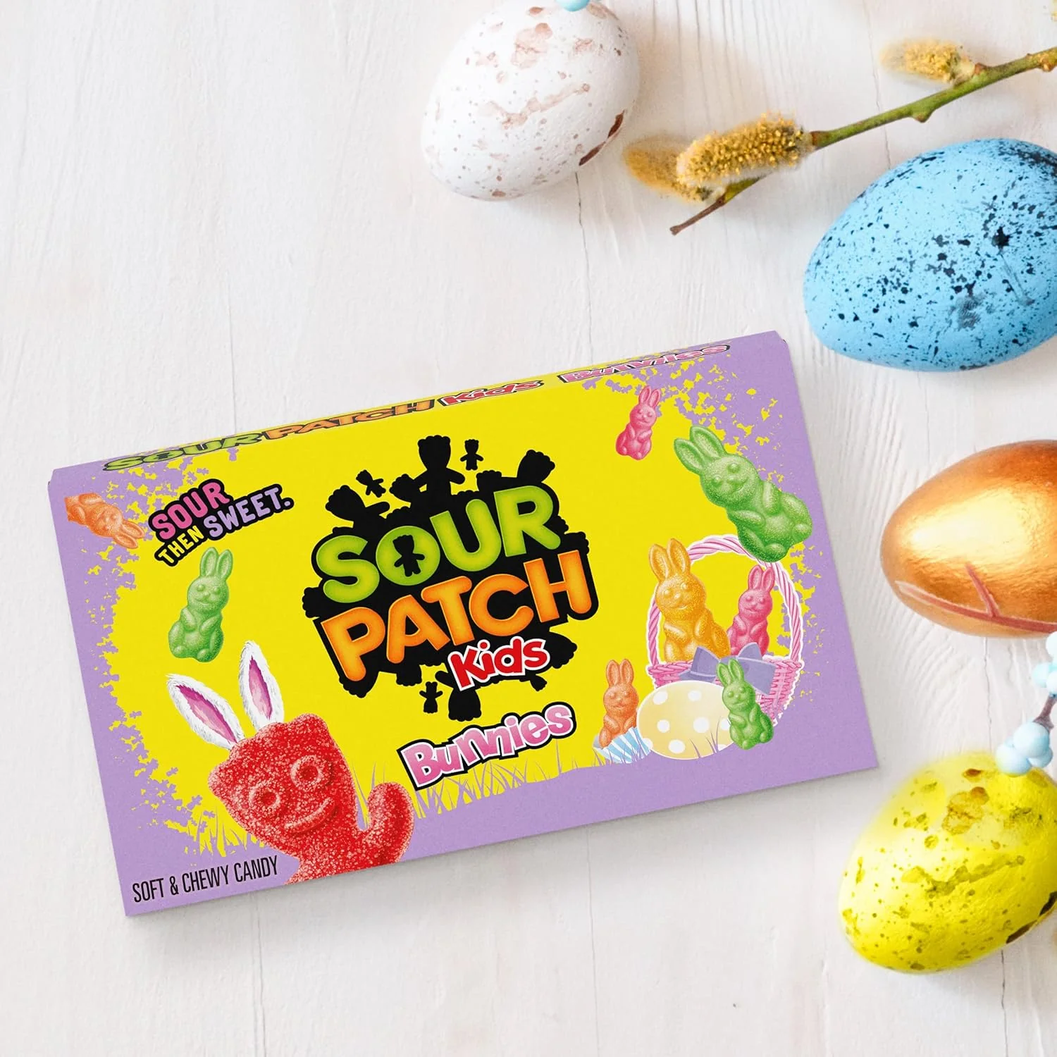 SOUR PATCH KIDS Bunnies Soft & Chewy Easter Candy Theater Box 3oz (85g) - Image 3